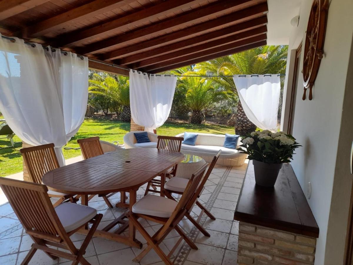 Villa Palmetto フォート・ビレッジ エクステリア 写真